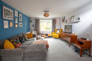 Sitting Room- click for photo gallery